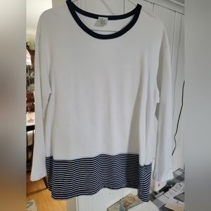 Silver Wear white heavy cotton top with navy trim...long sleeve sz S. EUC